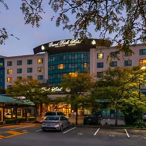 https://four-points-by-sheraton-vancouver-airport.richmond-hotels.com